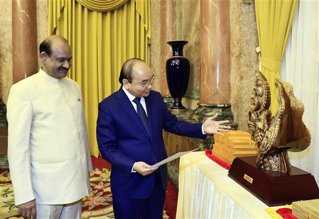 President hosts Indian lower house speaker